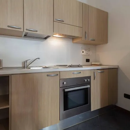 Apartment Galleria Roma - Affitti Brevi Italia Lecco